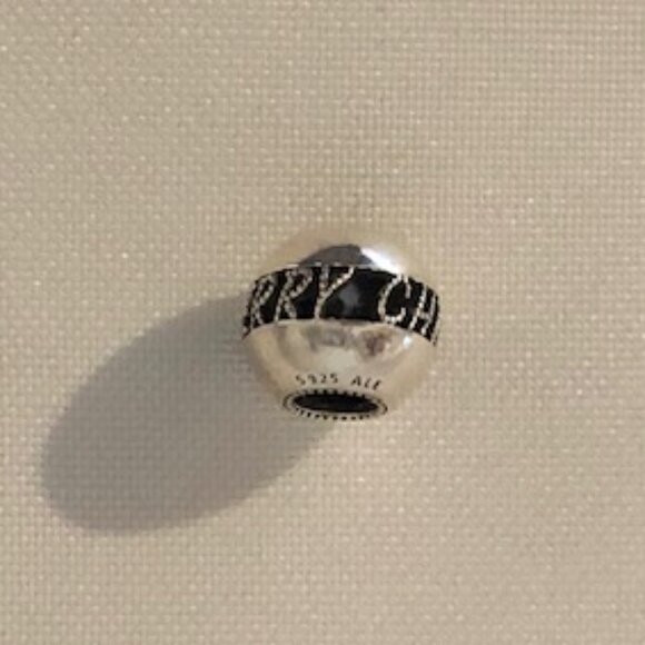 Pandora Openwork Merry Christmas Charm - Picture 5 of 7